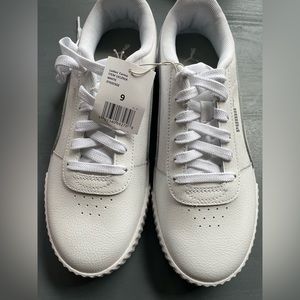 Pumas Size 9 Brand New Never worn